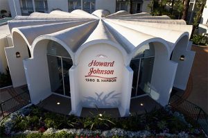 Exterior of the Howard Johnson near Disneyland